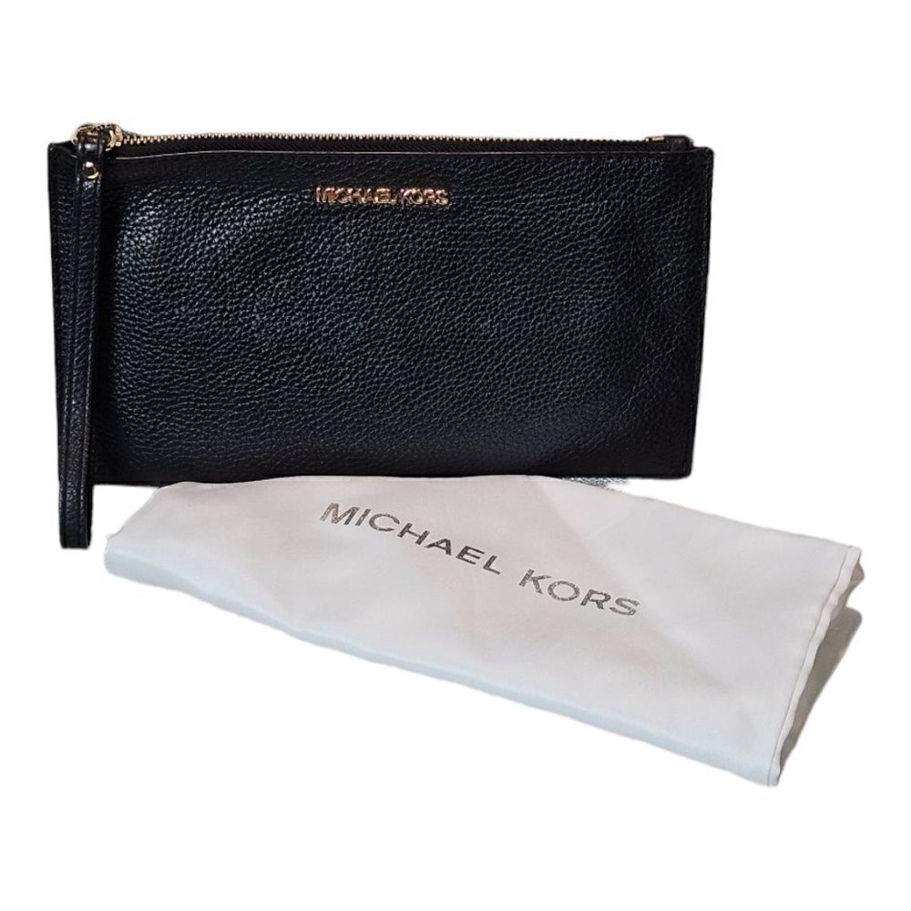 Michael Kors Womens Black Leather Zip Top Closure Clutch NWOT - Picture 9 of 9
